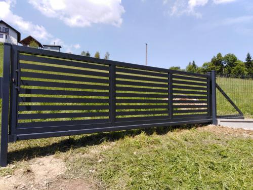 Brama przesuwna nowoczesna